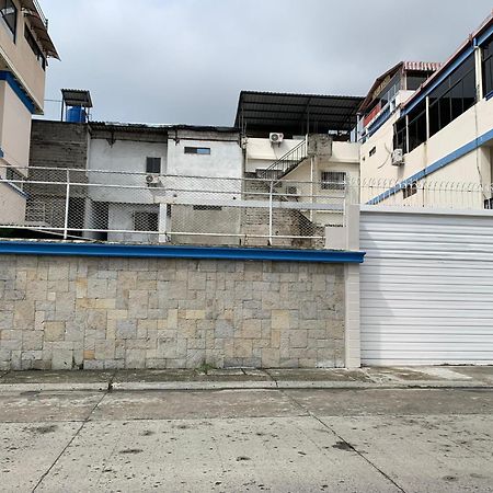 Hotel Murali - Cerca Del Aeropuerto De גוויאקיל מראה חיצוני תמונה