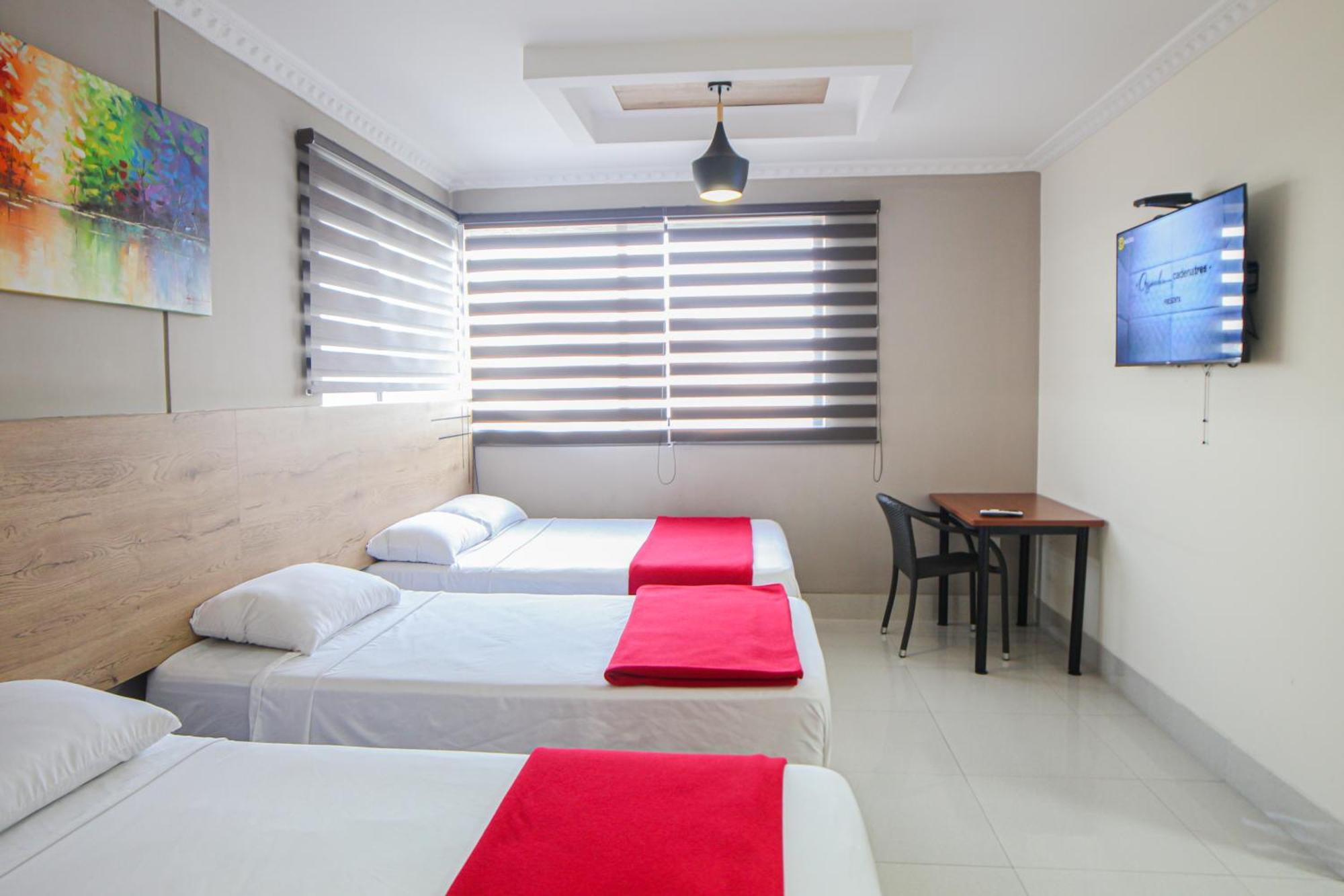 Hotel Murali - Cerca Del Aeropuerto De גוויאקיל מראה חיצוני תמונה