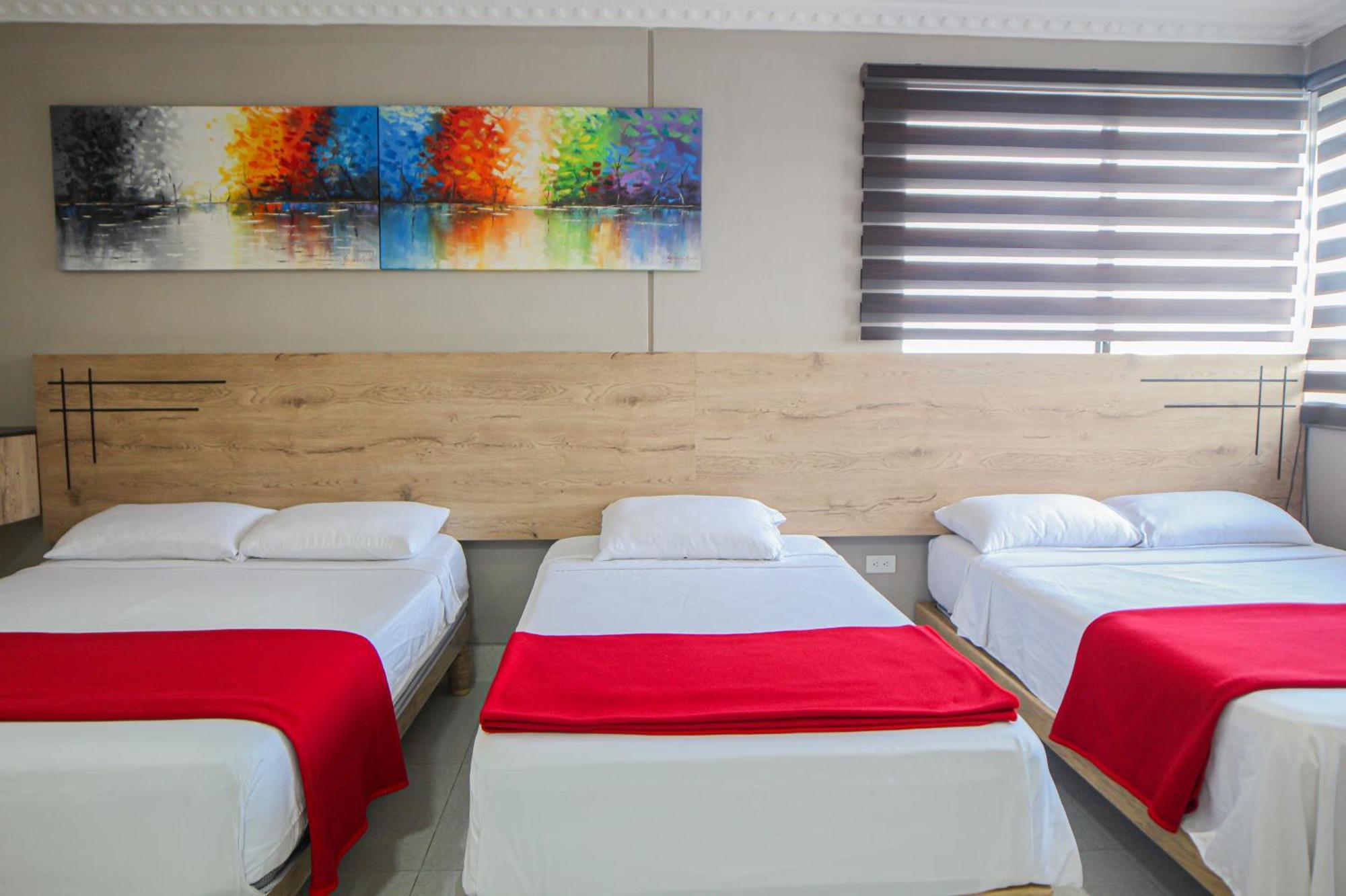 Hotel Murali - Cerca Del Aeropuerto De גוויאקיל מראה חיצוני תמונה
