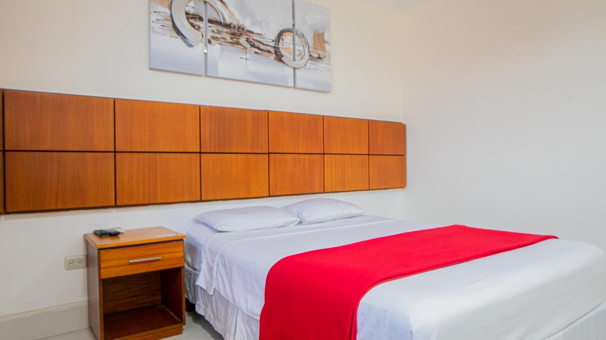 Hotel Murali - Cerca Del Aeropuerto De גוויאקיל מראה חיצוני תמונה